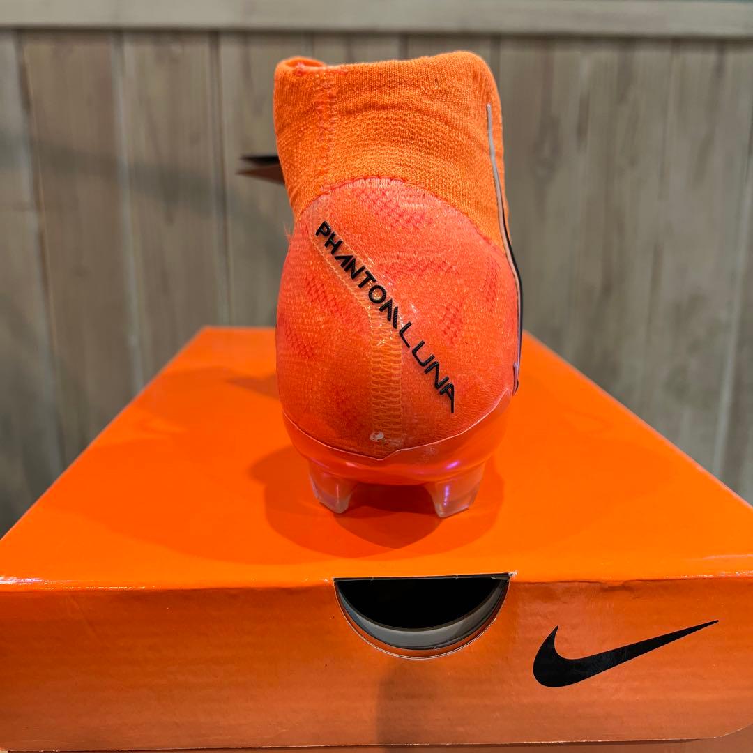 【即購入OK】NIKE W ファントム ルナ エリート NU FG 23.0cm