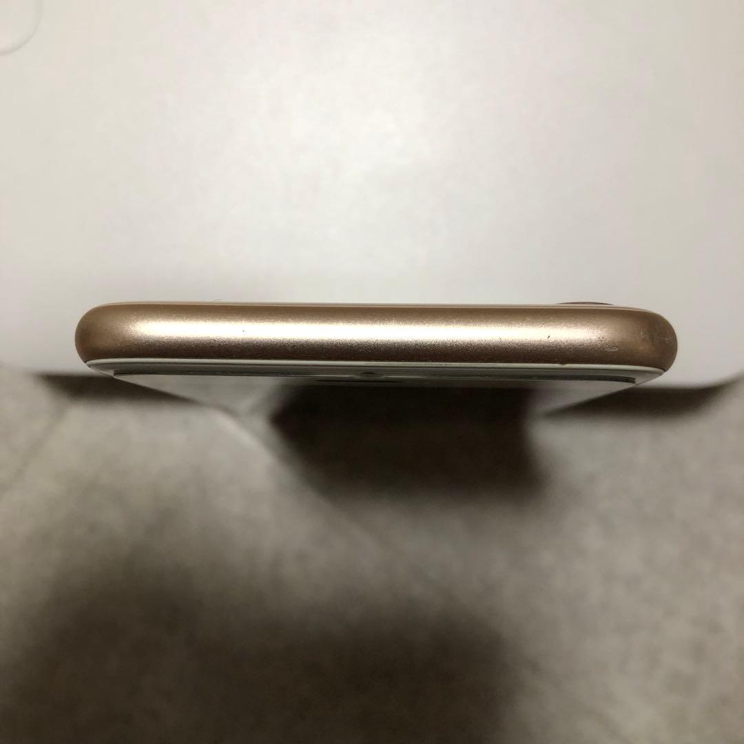iPhone 8 ゴールド 64GB（SIMフリー）