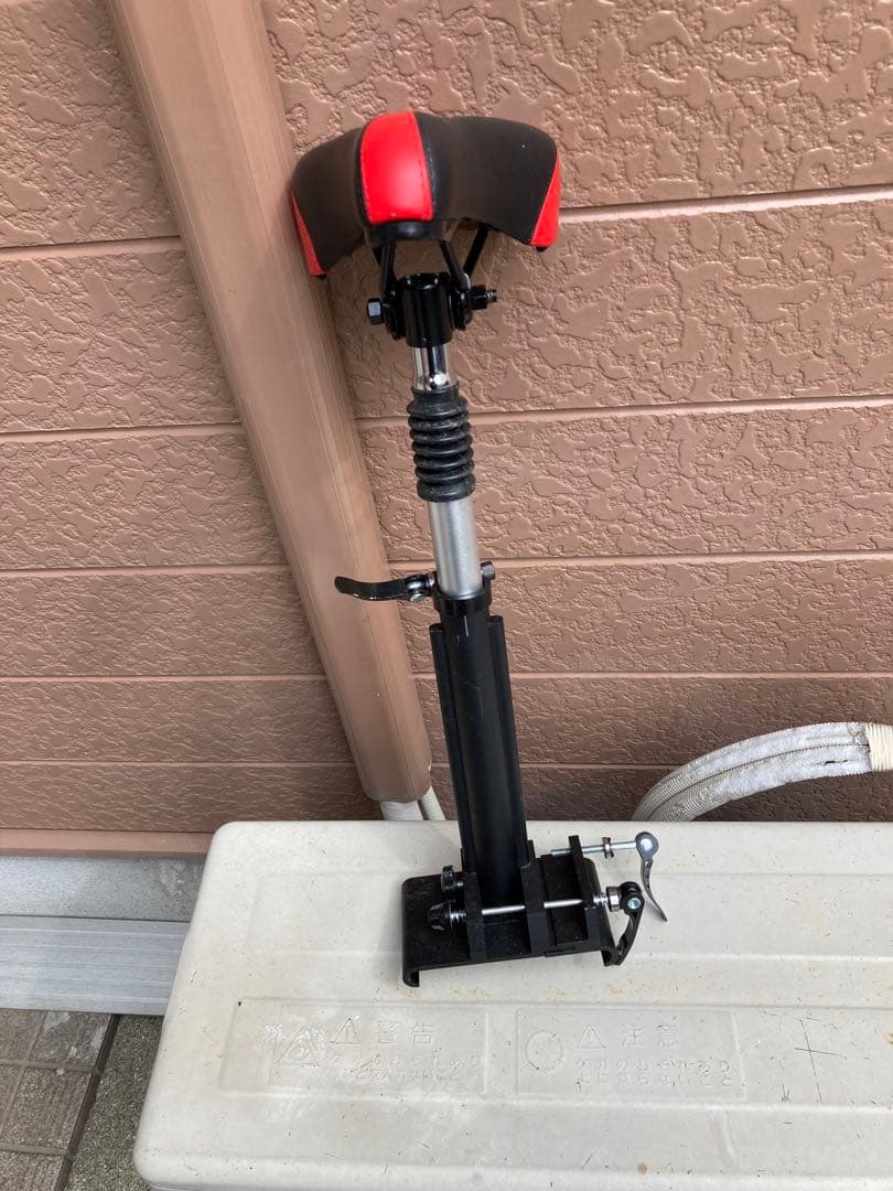 キックボードサドル