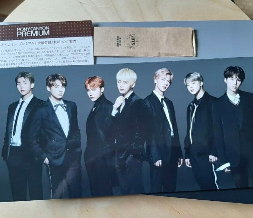 BTS  防弾少年団CD、DVD. FC限定会報3冊 他　セット品