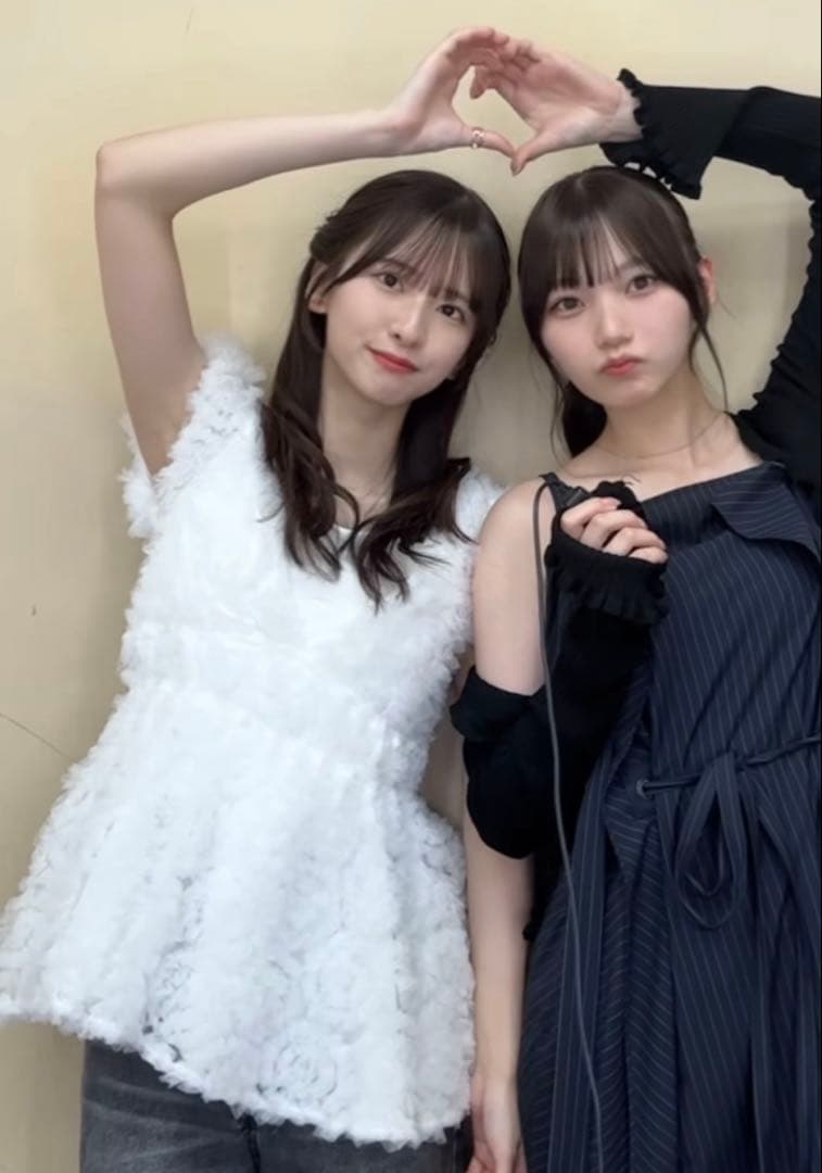 polauraフラワーぺプラムバックリボンチュニック ホワイト