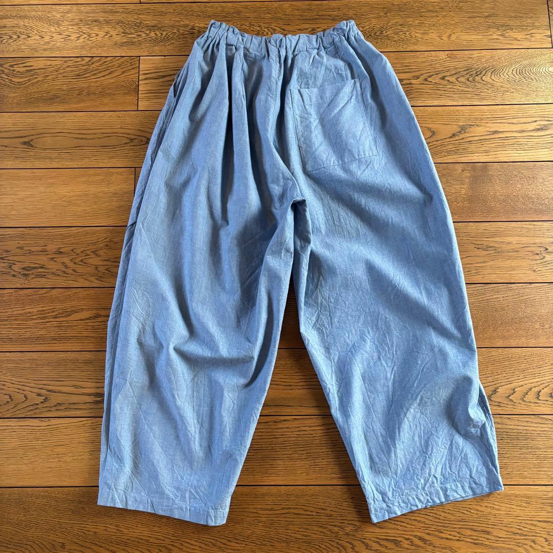 manna１度着用の美品⭐︎ミズイロインド シャンブレーワイドカーゴパンツ