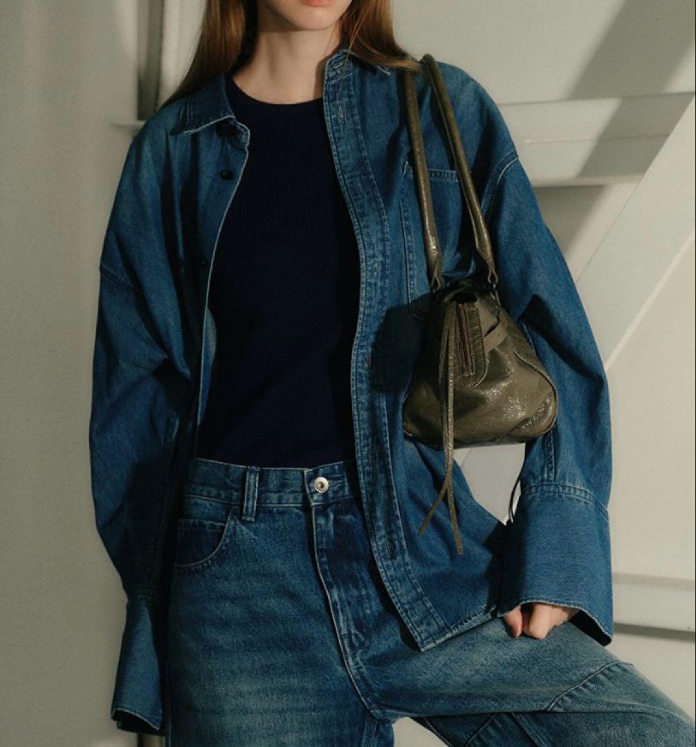 ルシェルブルー　Denim Oversized Shirt