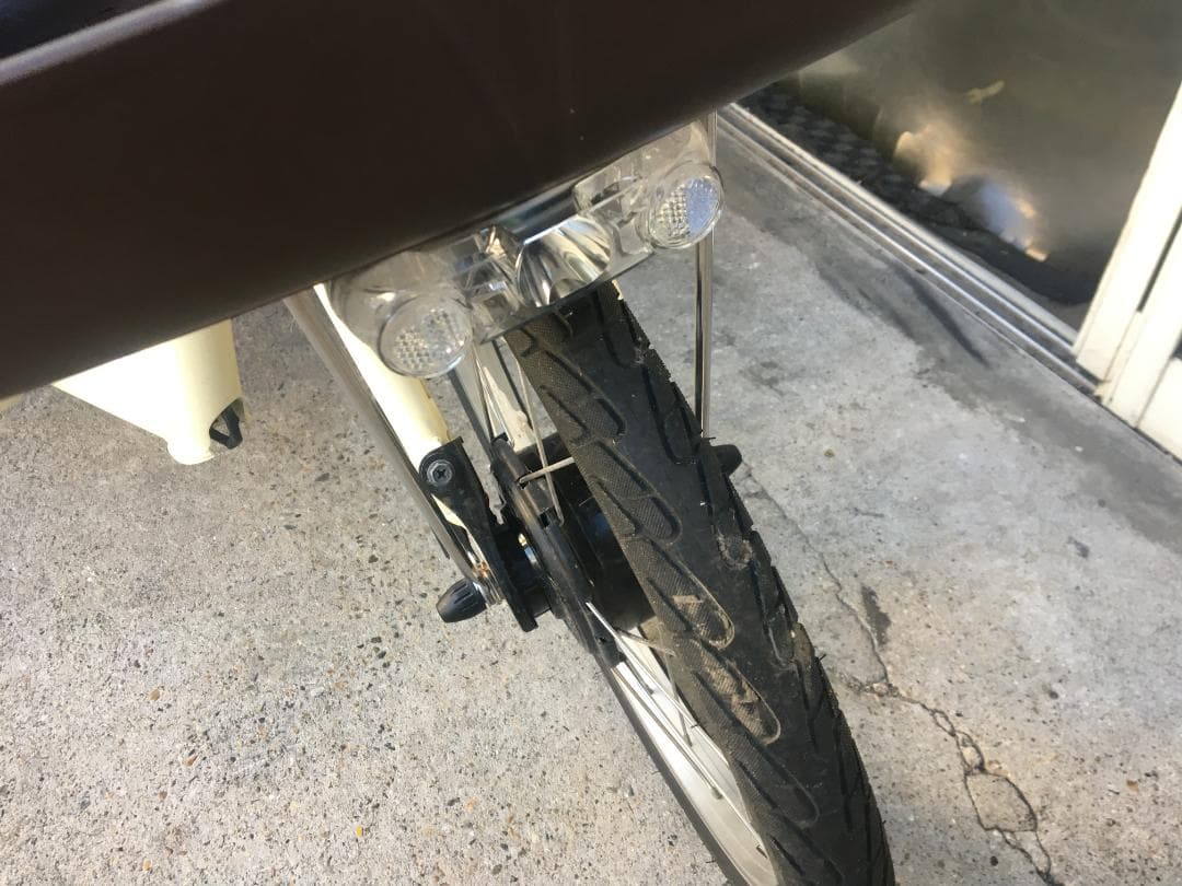 地域限定送料無料　ラクット　20　回生充電　2021年　白　神戸市　電動自転車