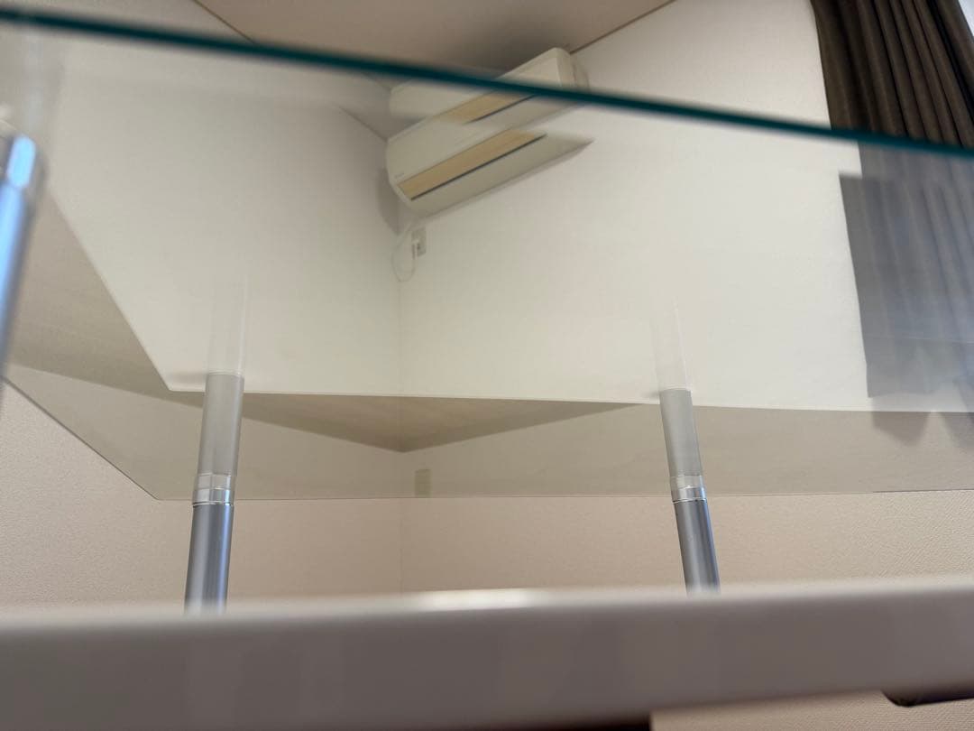 昇降式テーブル