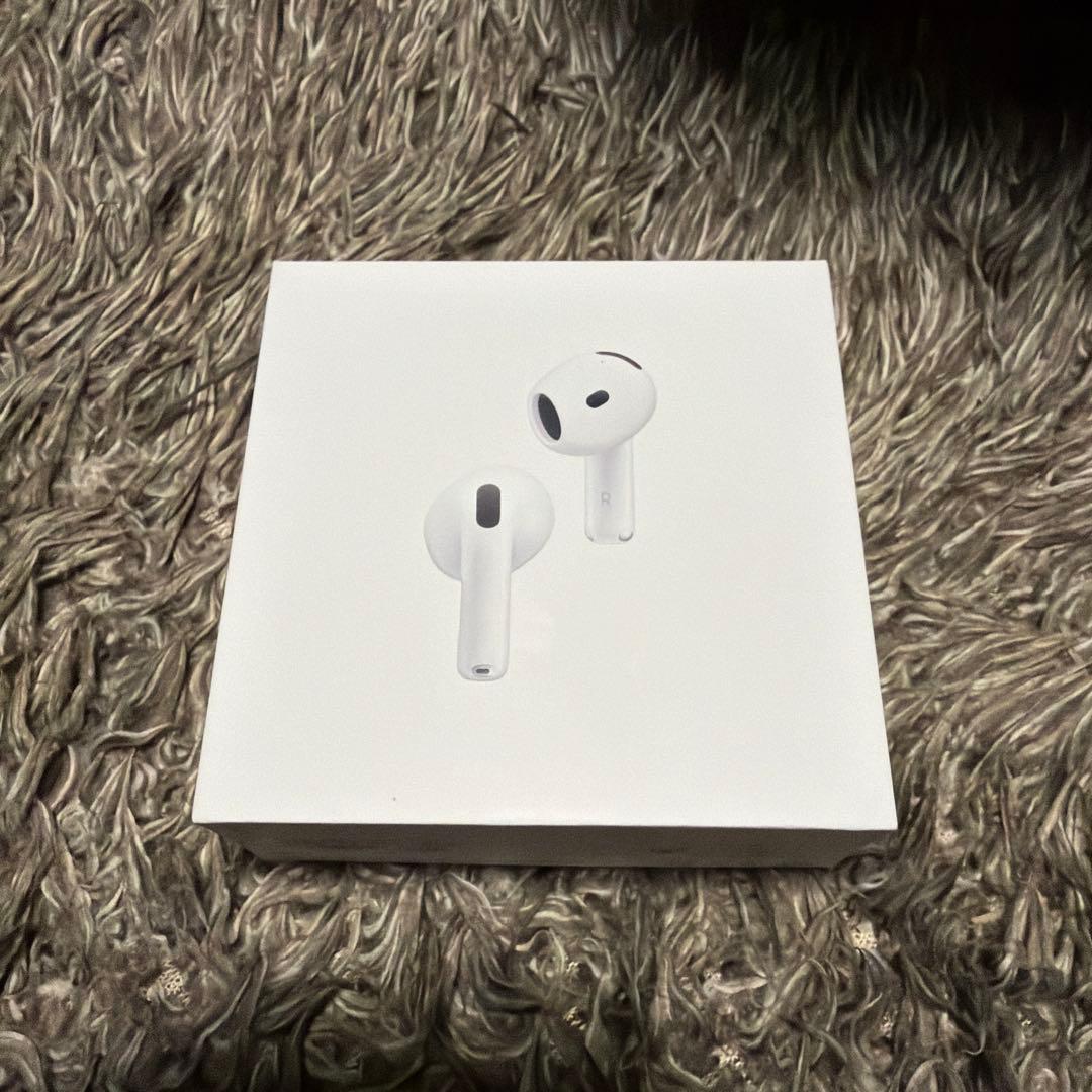 AirPods 4 アクティブノイズキャンセリング付き美品