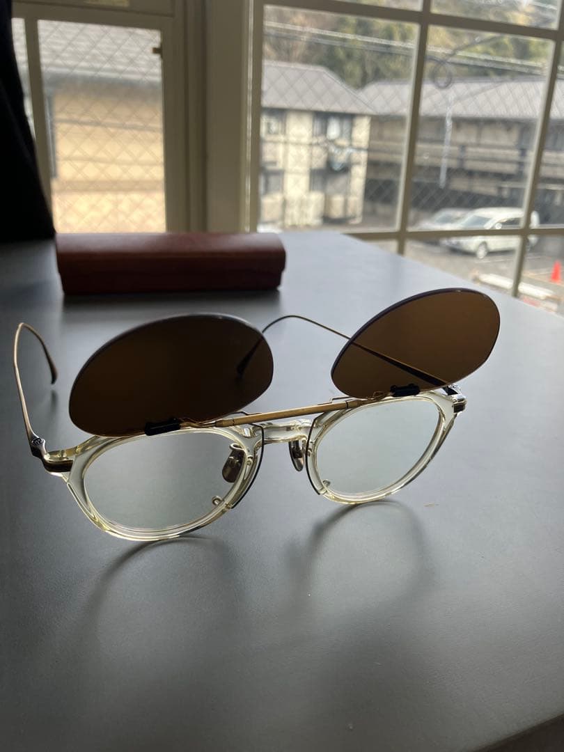 金子眼鏡　クリップオン 付き サングラス