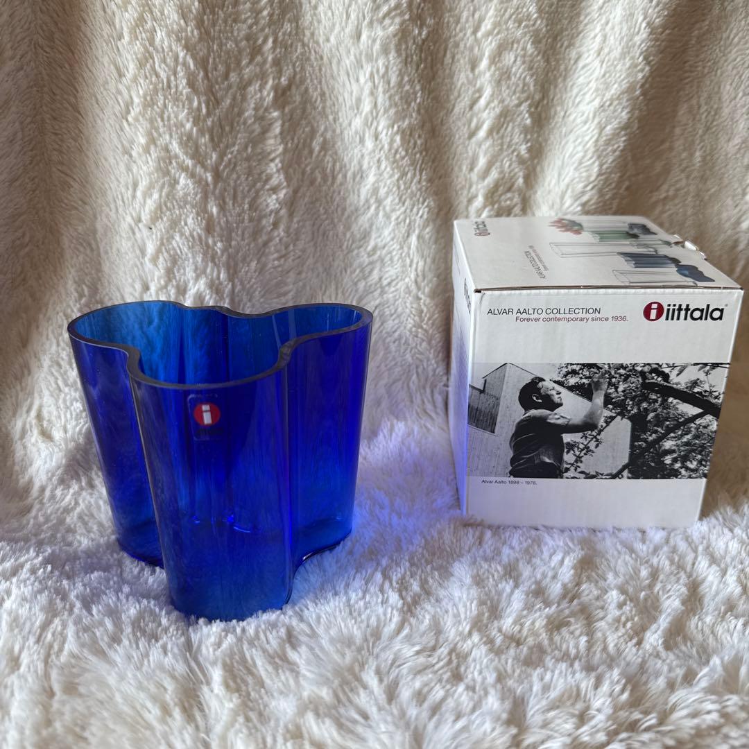 【新品未使用】イッタラ アアルトベース フラワーベース 95mm ブルー　花瓶
