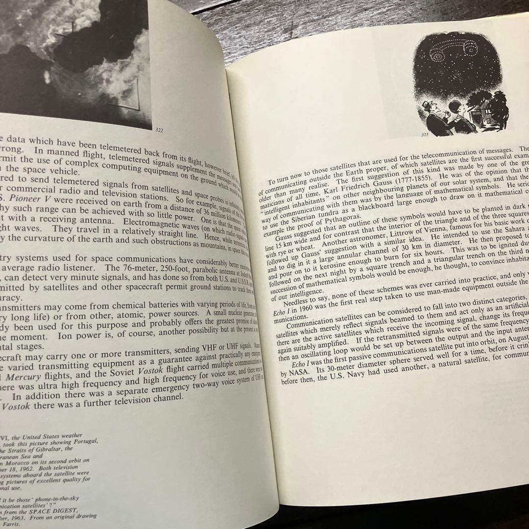 希少　大型本　From Semaphore to Satellite