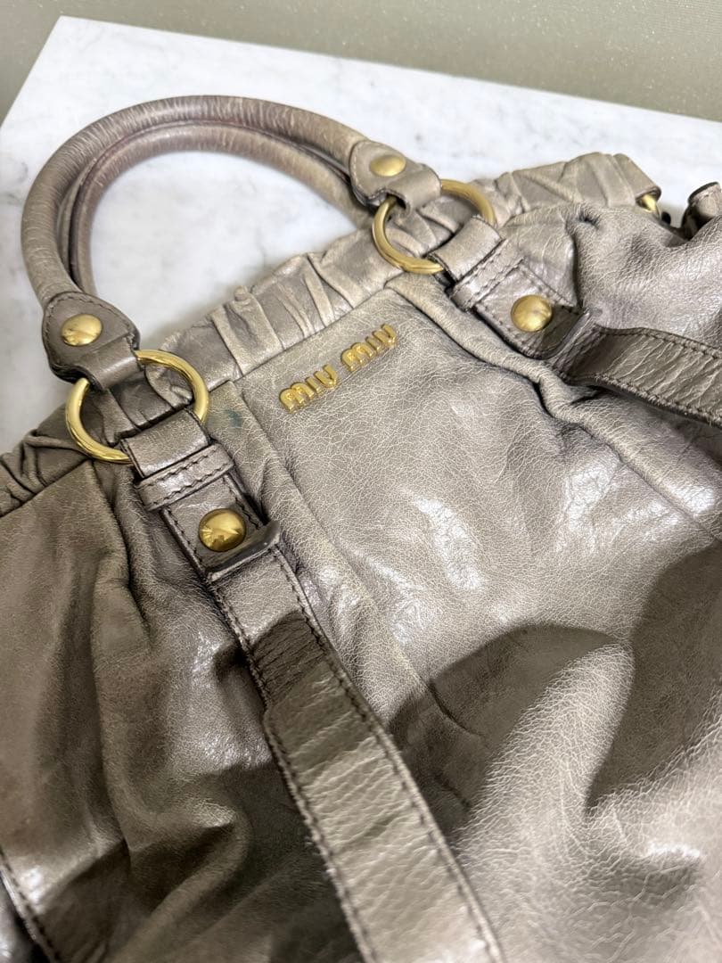 miumiu ヴィッテロラックス バッグ