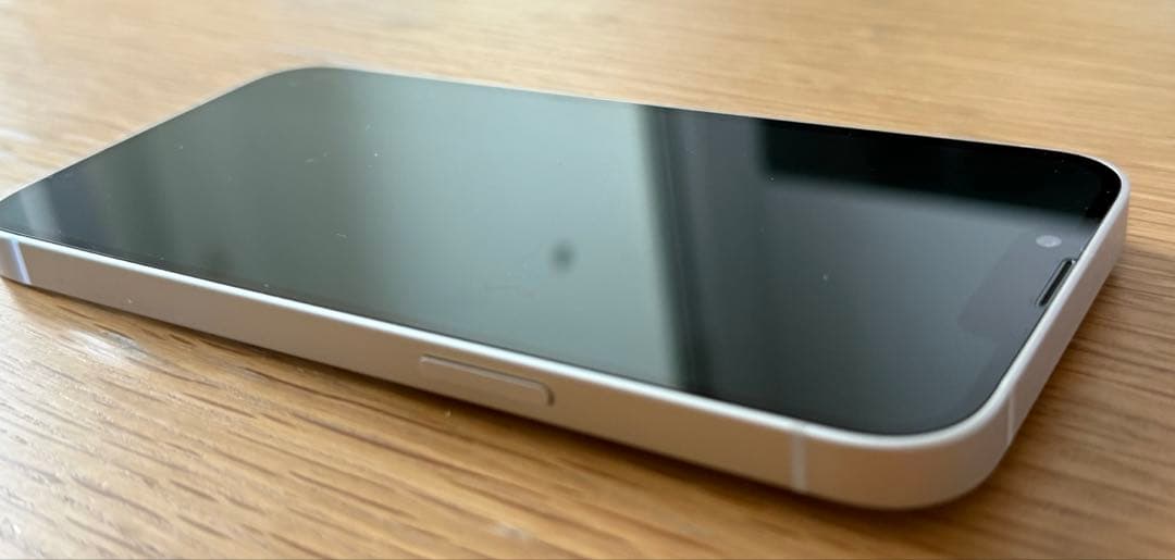 iPhone13　128GB　スターライト