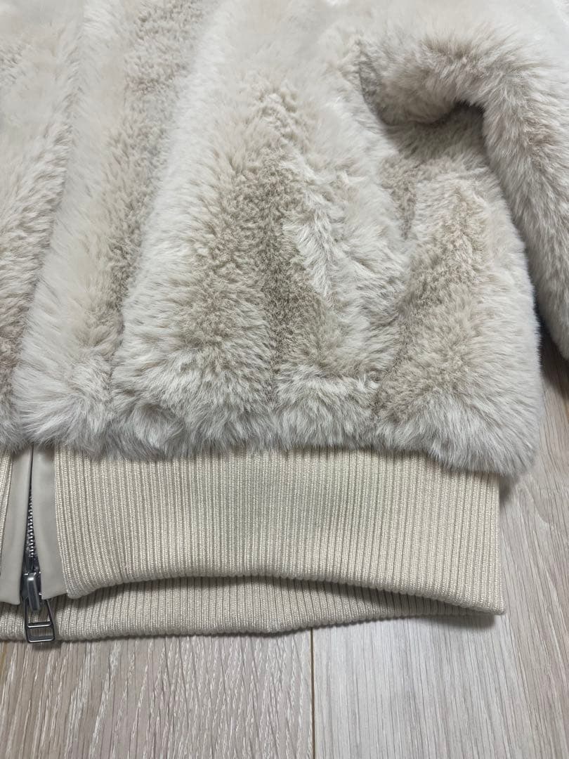 ワージー we'rthy エコファージャケット　野沢和香　アイボリー