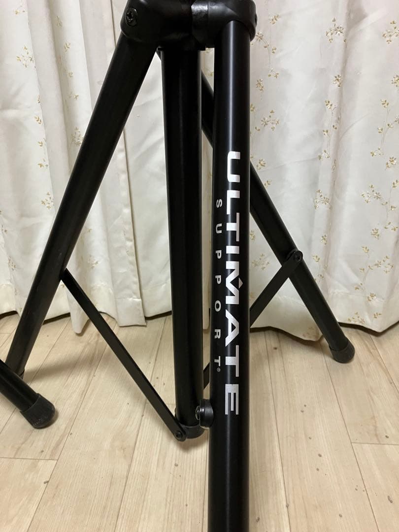 ULTIMATE TS90B スピーカースタンド