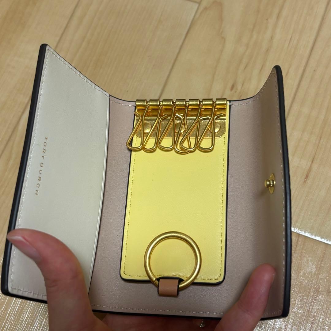 TORY BURCH ピンク レザー キーケース