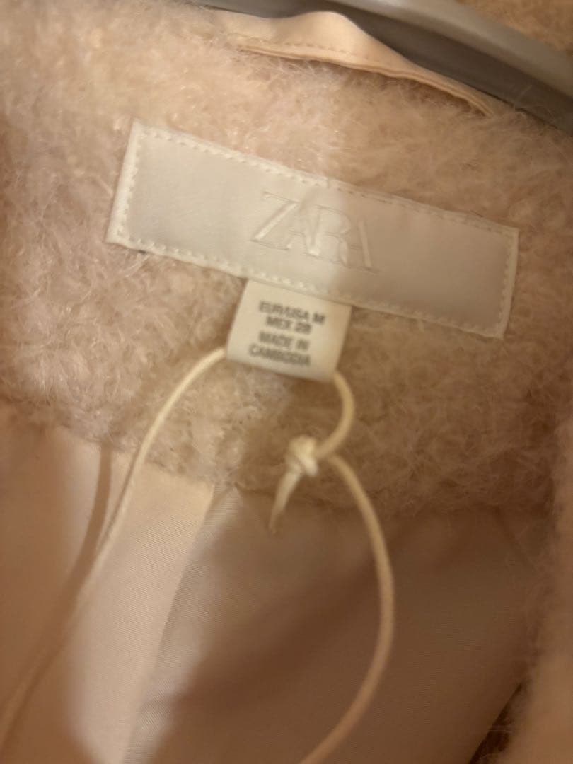 ZARA ブークレダブルブレストミディ丈コート