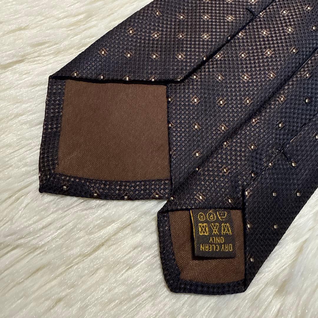【未使用級】LOUIS VUITTON ネクタイ　高級シルク　ロゴ