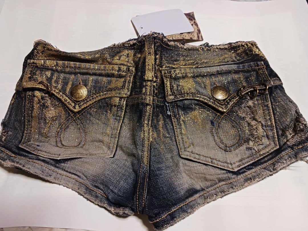 d.i.a　ラメ入りダメージデニムショートパンツNAVY　24インチ