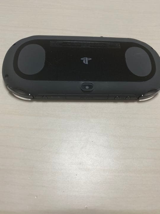 PlayStation®Vita（PCH-2000シリーズ） Wi-Fiモデル…