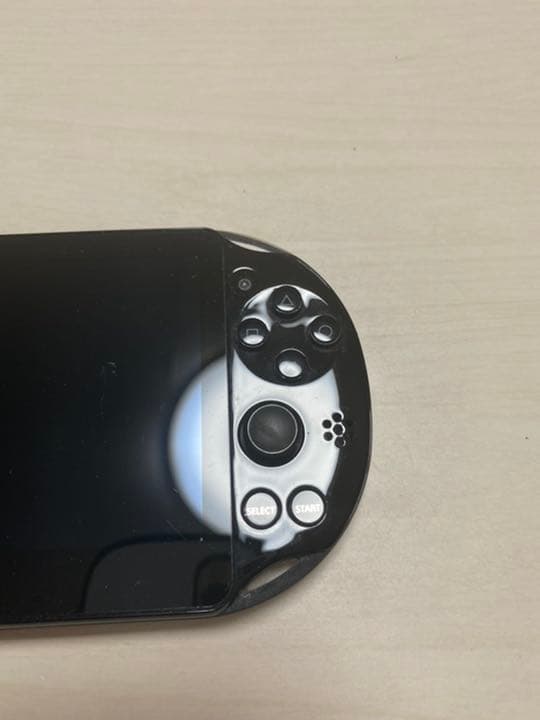 PlayStation®Vita（PCH-2000シリーズ） Wi-Fiモデル…