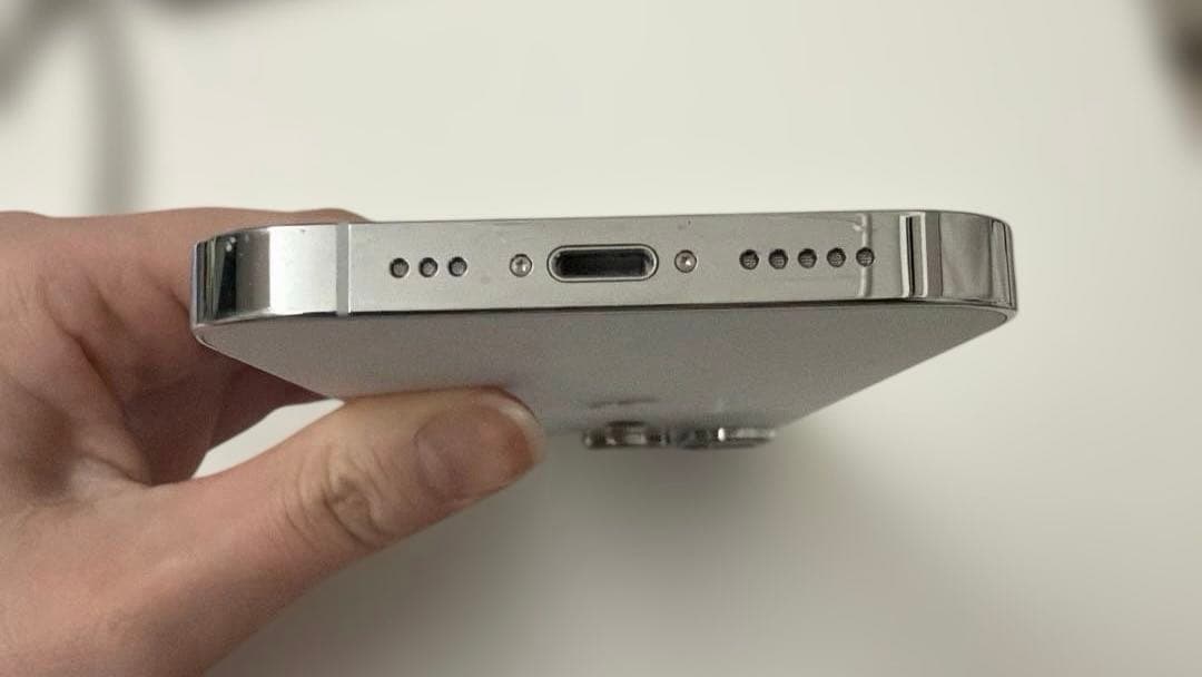 【極美品】iPhone14pro ホワイト 本体 256GB SIMフリー