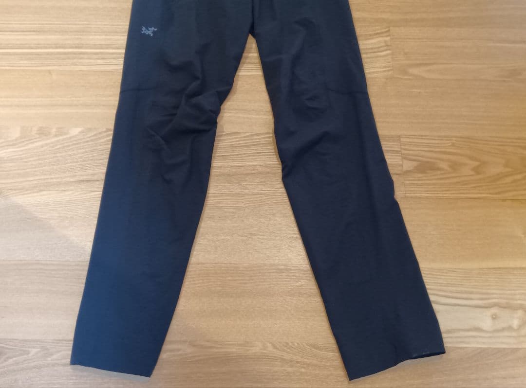 [美品]ARC'TERYX (アークテリクス)ブラック 28サイズ