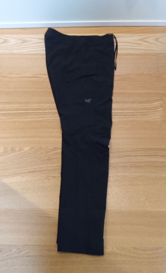 [美品]ARC'TERYX (アークテリクス)ブラック 28サイズ