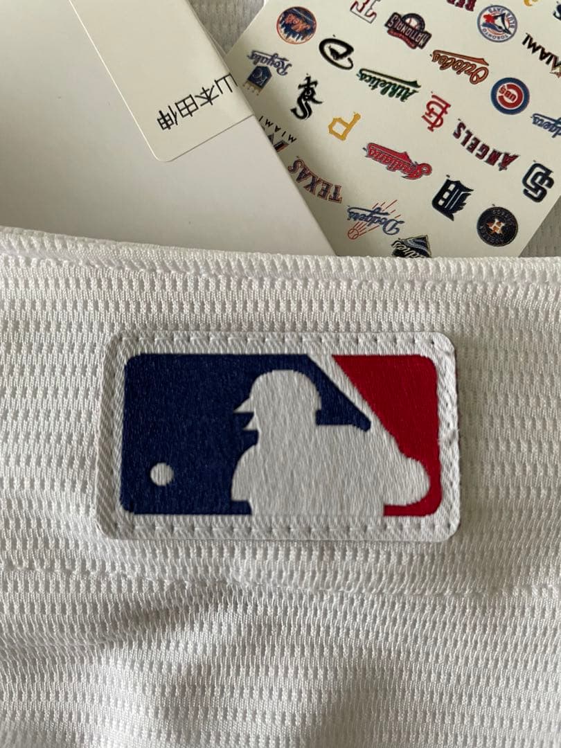 山本由伸ボブルヘッド&レプリカユニフォームセット