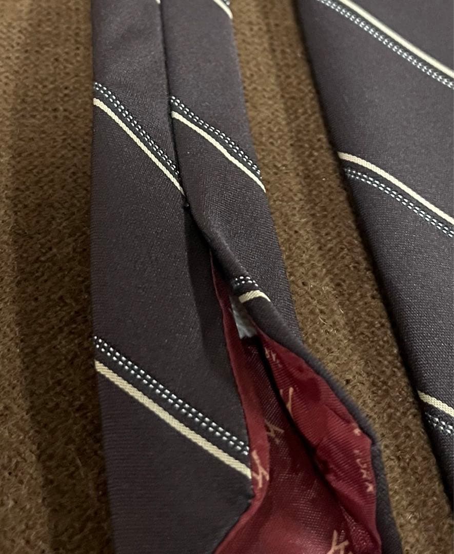 YSL PARIS NEW YORK イヴサンローランパリ　ネクタイ