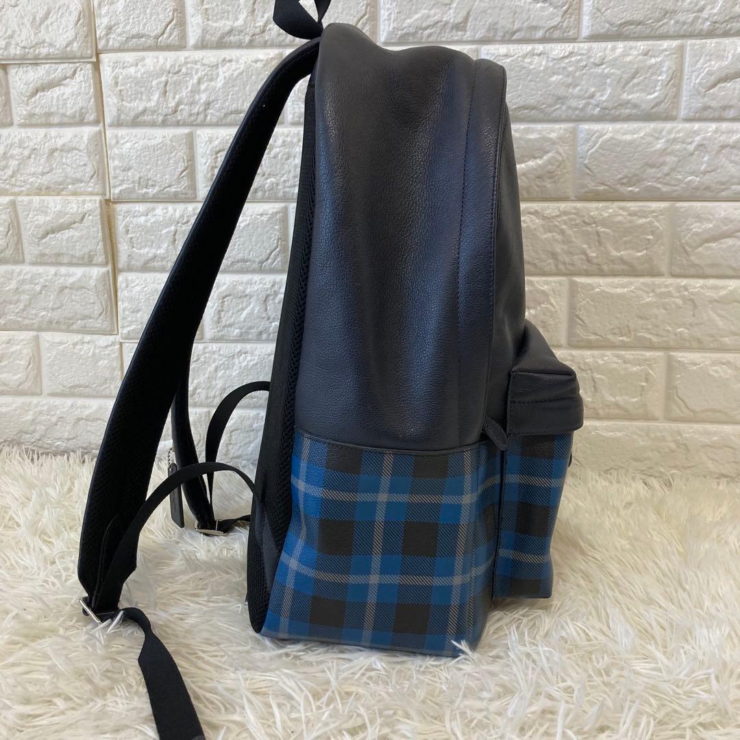 COACH✨メンズリュック　ネイビー×チェック　レザ×PVC 大容量　チャーム