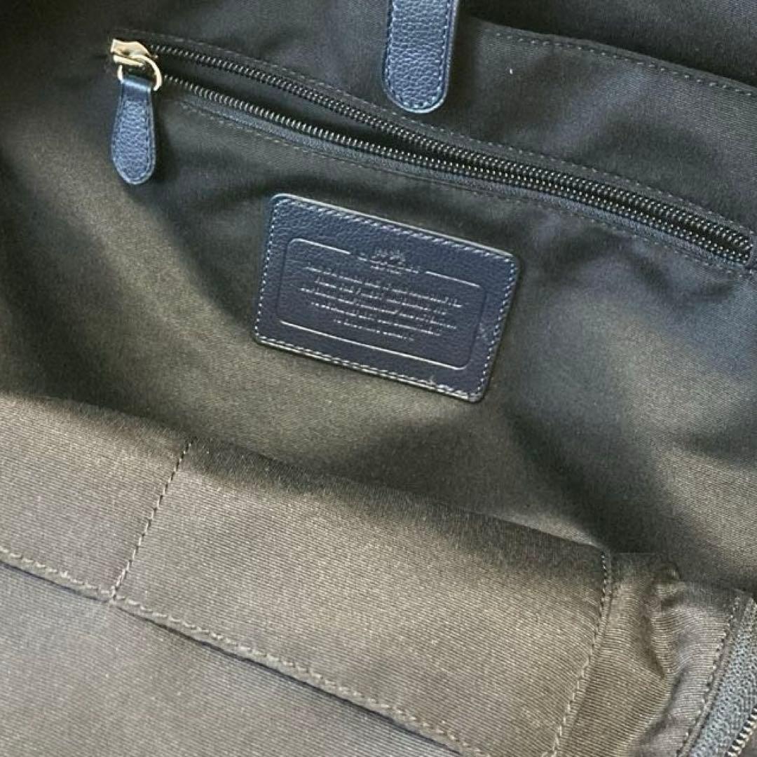 COACH✨メンズリュック　ネイビー×チェック　レザ×PVC 大容量　チャーム