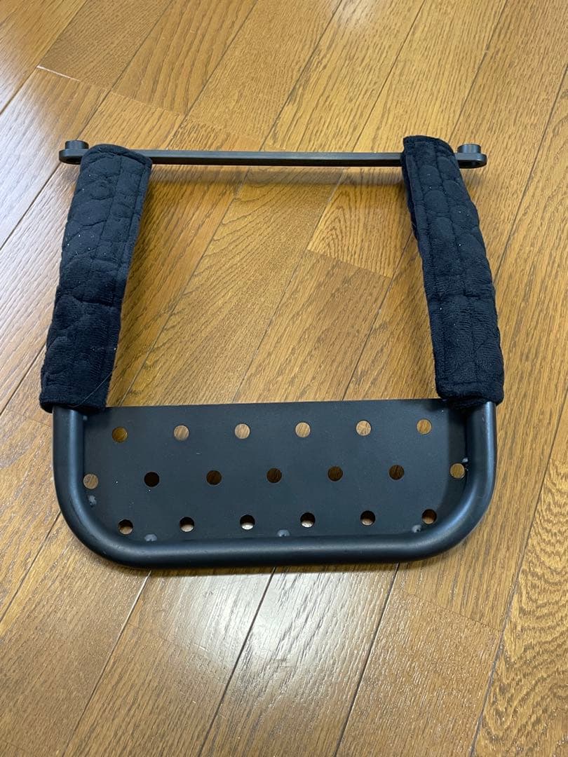 ハイエース200系共通 助手席 フットレスト