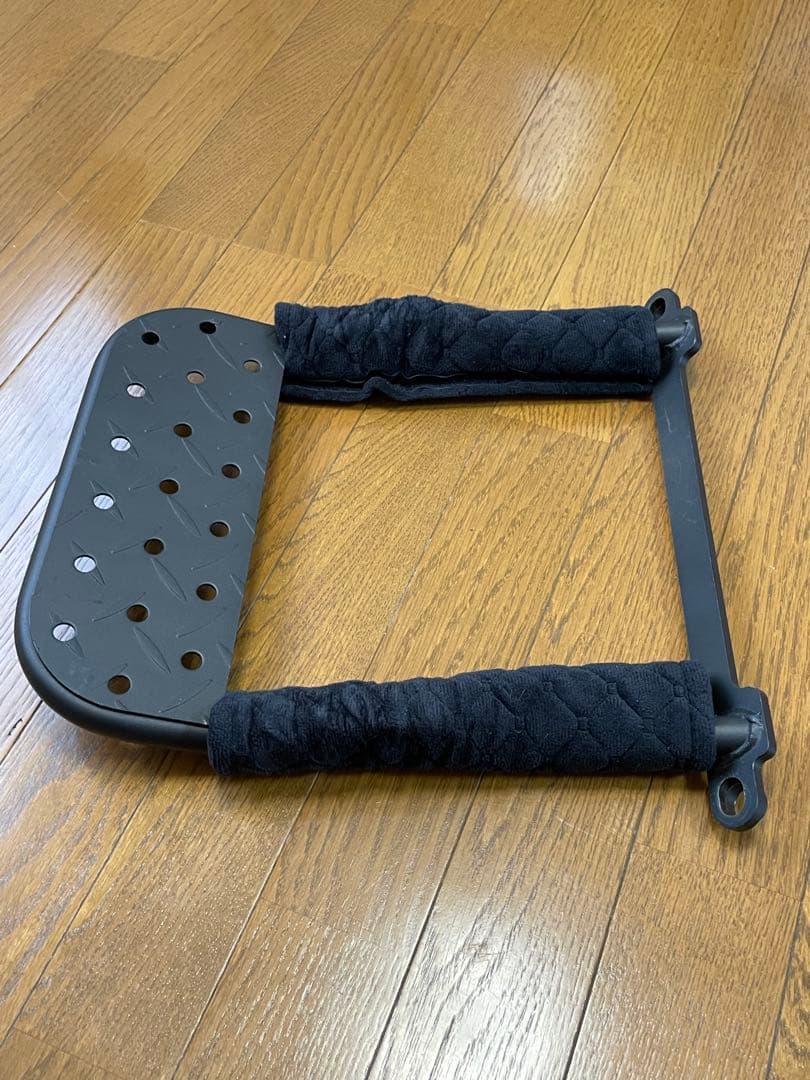 ハイエース200系共通 助手席 フットレスト