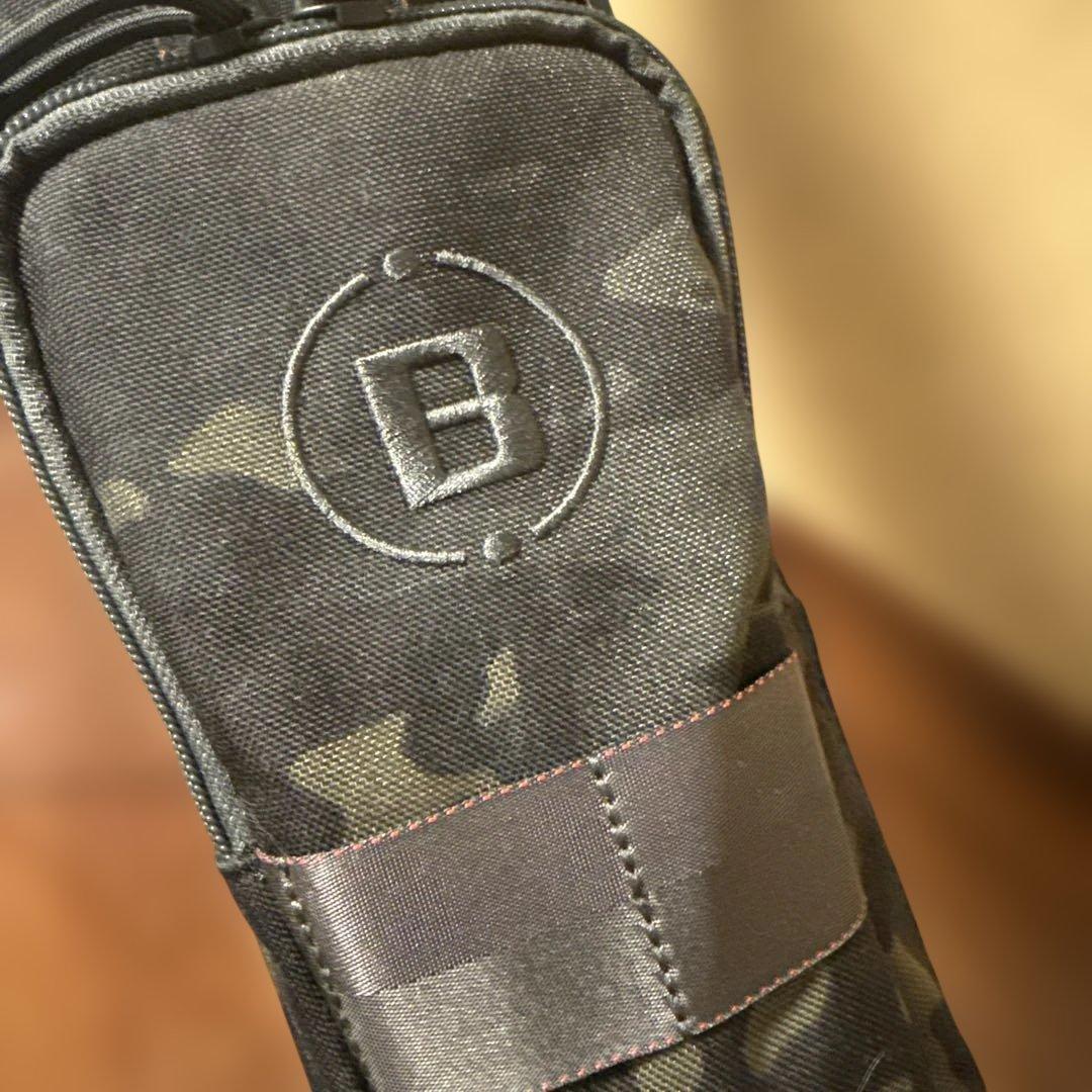 BRIEFING カモフラージュ セルフスタンドバッグ　迷彩　ゴルフ　練習