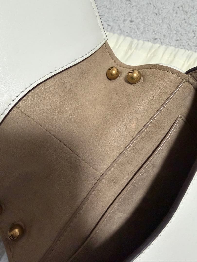 FENDI ホワイト ショルダーバッグ 保存袋付き
