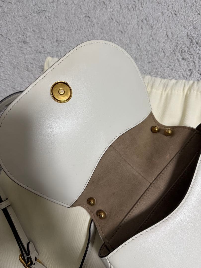 FENDI ホワイト ショルダーバッグ 保存袋付き