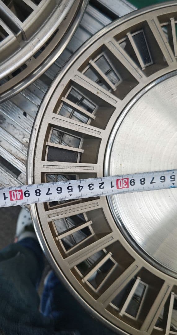 日産 ローレル 純正 ホイールキャップ ホイールカバー 4個セット 中古