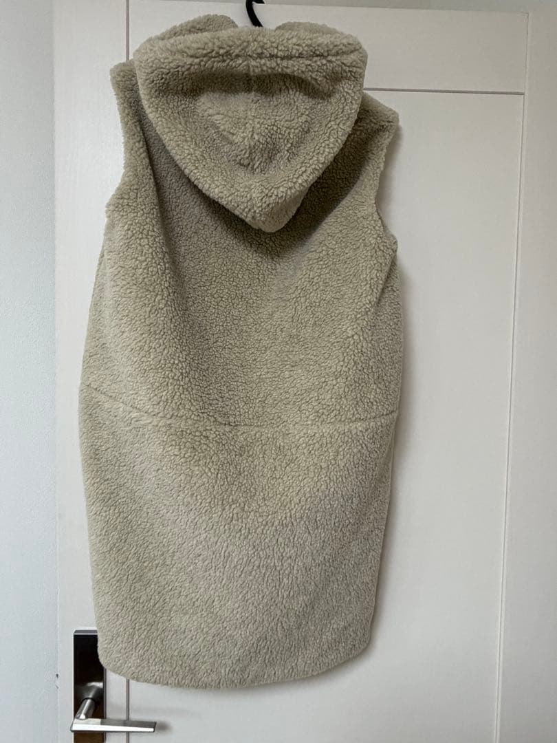 Gypsophila ジプソフィア　New Boa Vest ベージュ