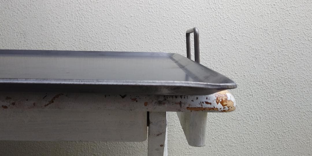 新品 4.5ミリ鉄板 900✕550 全周曲げ 持ち手付き イベント ＢＢＱ祭り