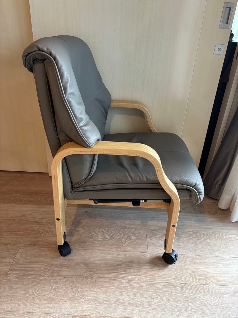 フジファニチア　ダイニングチェア　グレー　(リクライニング可)