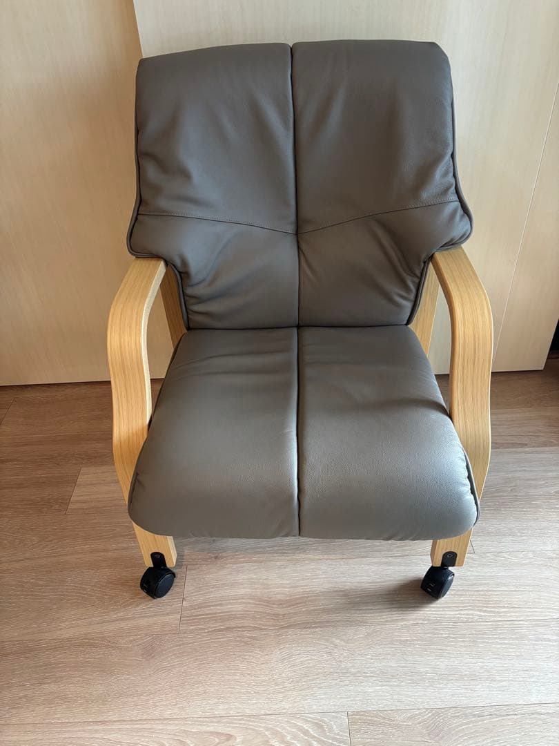 フジファニチア　ダイニングチェア　グレー　(リクライニング可)