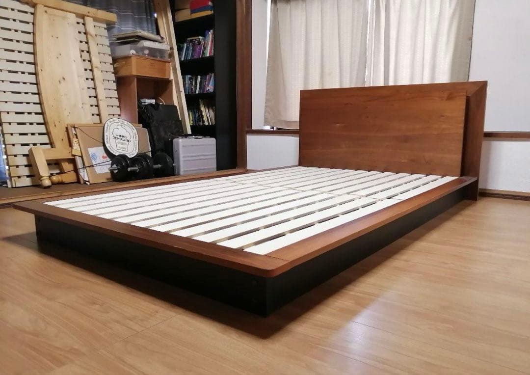 ニトリ セミダブルベッドフレーム＋高級マットレス 定価99,790万円