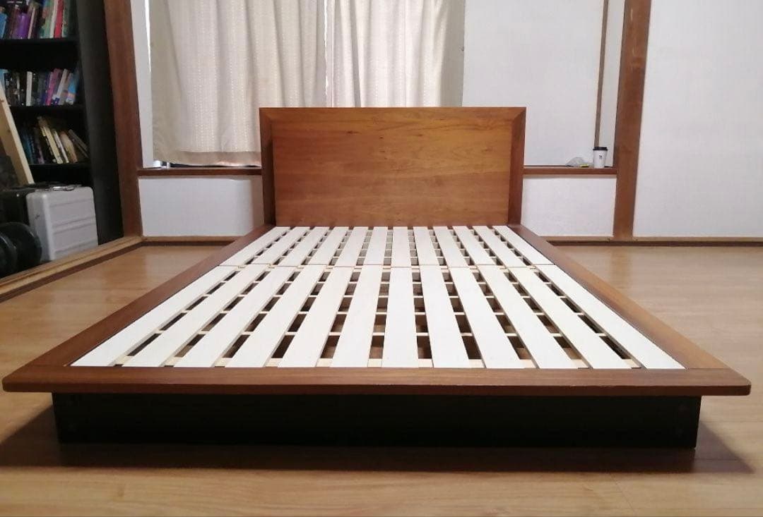 ニトリ セミダブルベッドフレーム＋高級マットレス 定価99,790万円