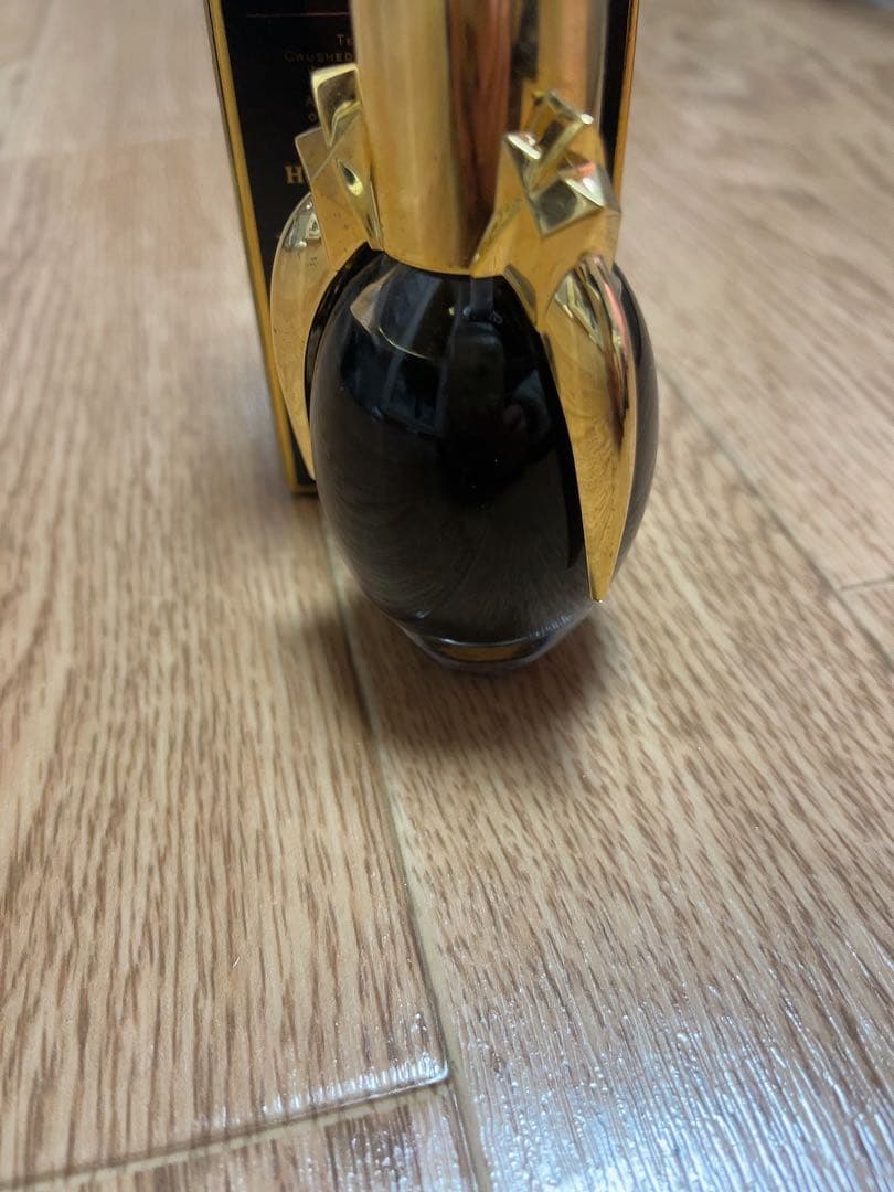 レディーガガ　香水　外箱あり