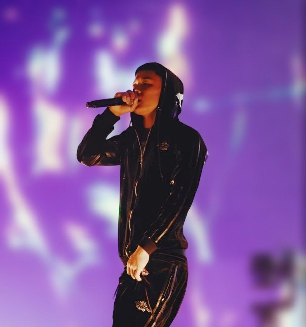 fly shit only ベロアセットアップ dab yvng boi p着用