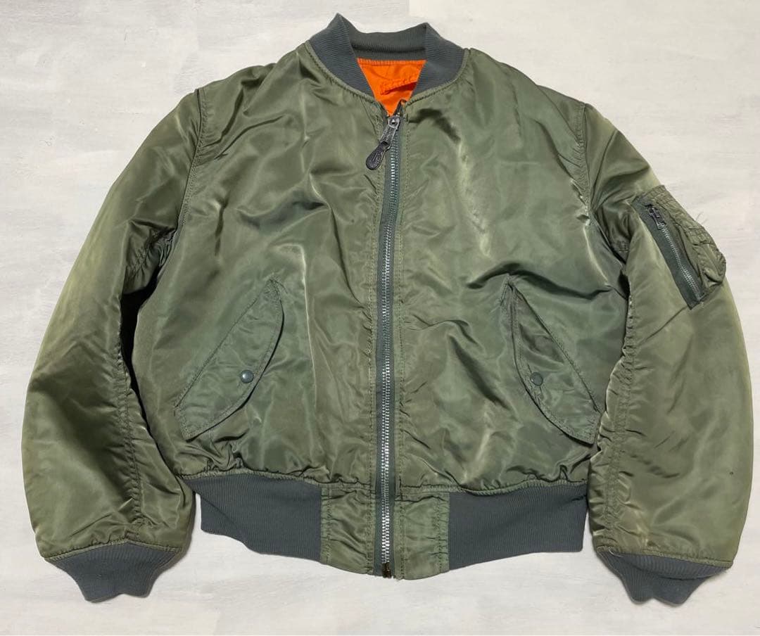 雰囲気抜群 USA製 ALPHA 旧タグ 3本タグ MA-1 フライトジャケット