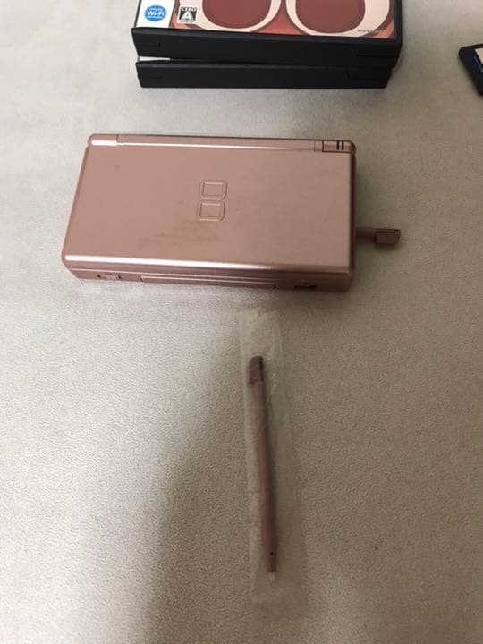 ニンテンドーDS Lite とソフトの一式セット