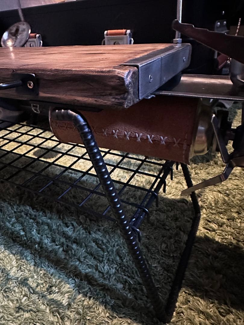 無骨ソロテーブル