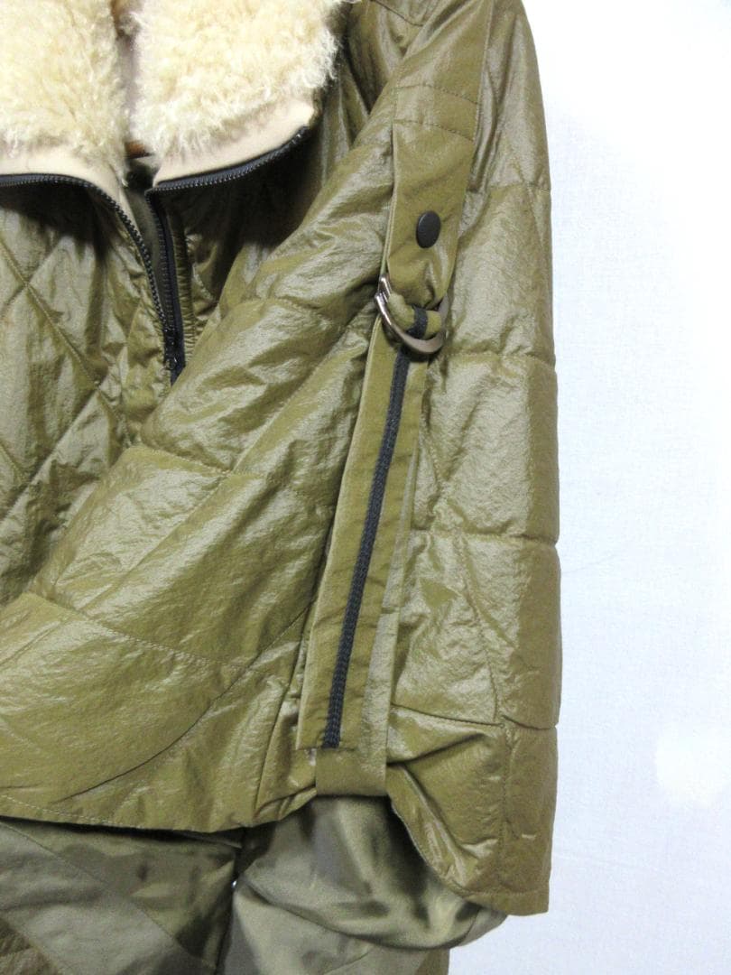 Lallia Mu ラリアムー　ボア襟　ナイロン　キルティング 中綿　ポンチョ