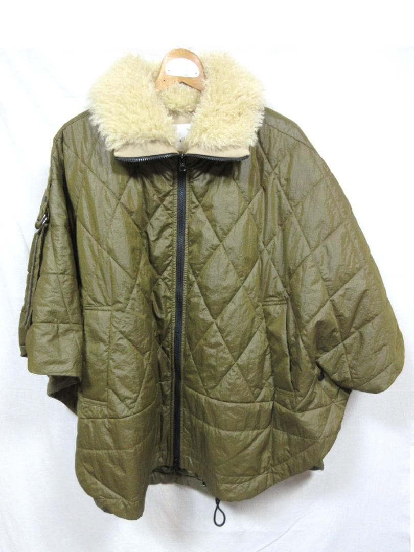 Lallia Mu ラリアムー　ボア襟　ナイロン　キルティング 中綿　ポンチョ