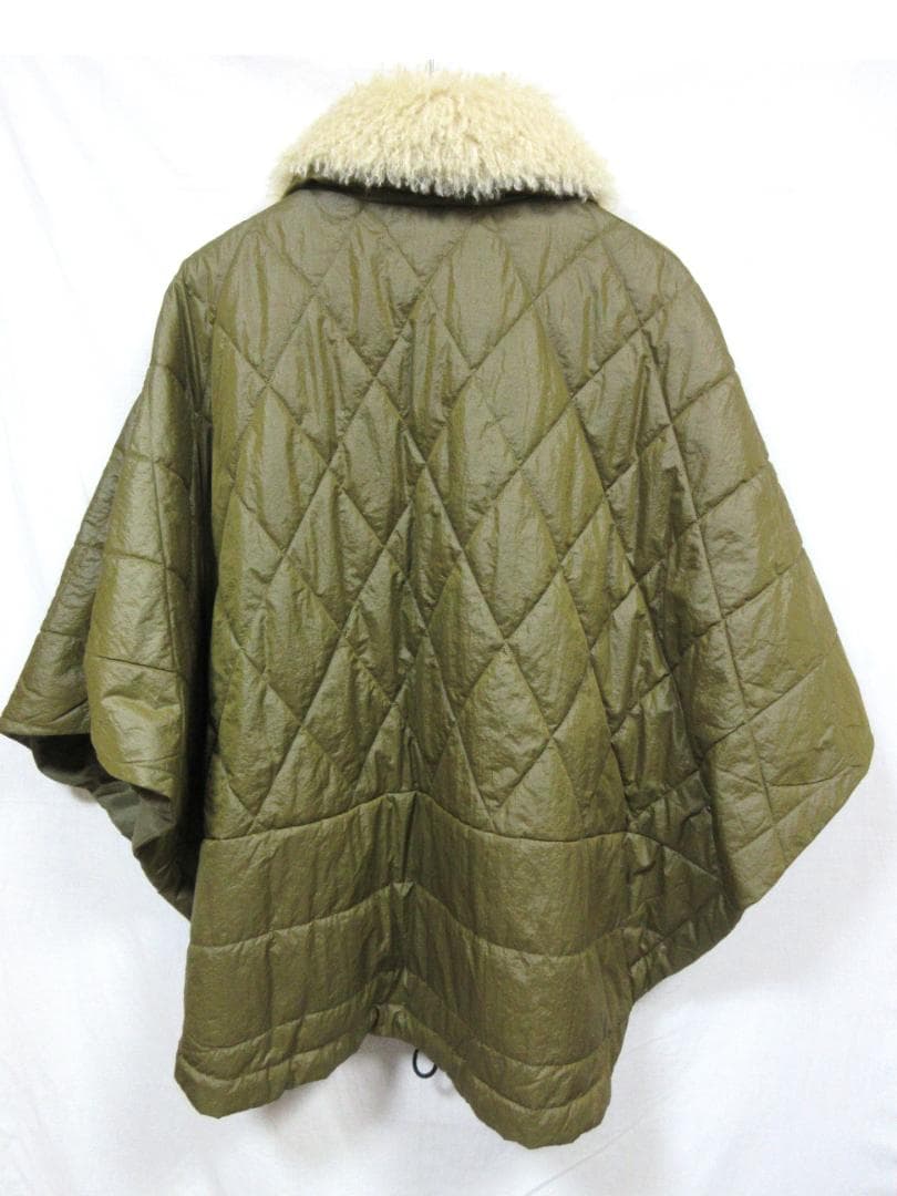Lallia Mu ラリアムー　ボア襟　ナイロン　キルティング 中綿　ポンチョ